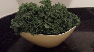 Green-Kale-in-a-bowl-good-for-healthy-juice